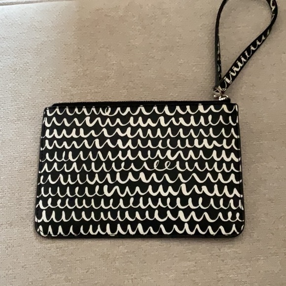 Kate spade wristlet - Picture 2 of 3